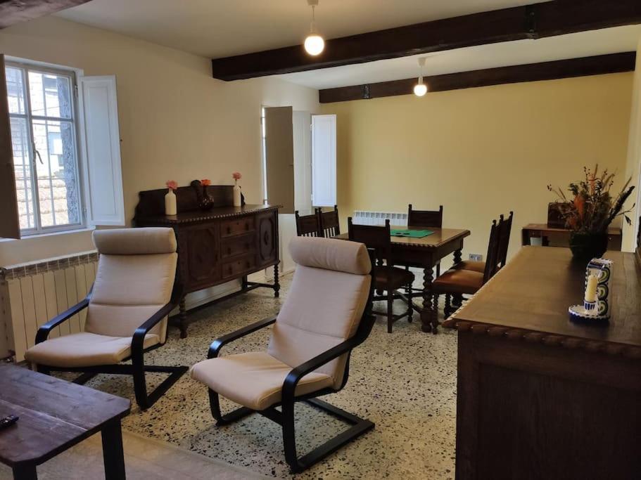 Casa Carmina: Casa Para Pequenos Grupos En El Corazon De Galicia O Irixo Exteriör bild