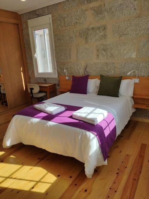 Casa Carmina: Casa Para Pequenos Grupos En El Corazon De Galicia O Irixo Exteriör bild