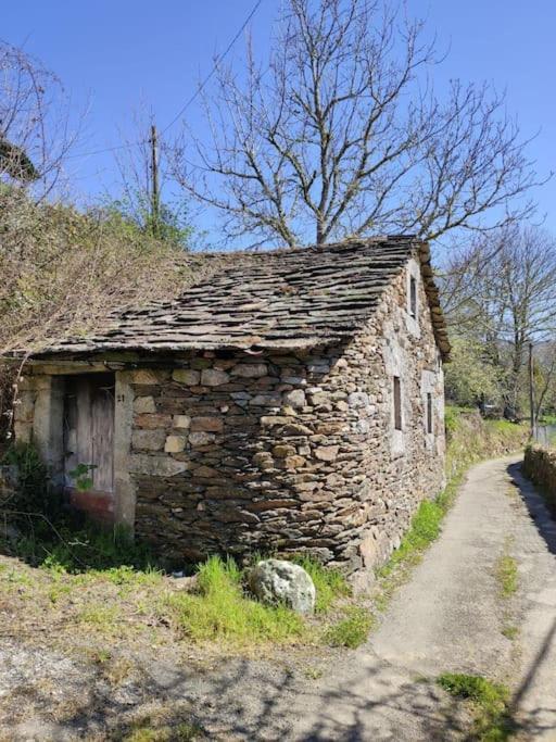 Casa Carmina: Casa Para Pequenos Grupos En El Corazon De Galicia O Irixo Exteriör bild