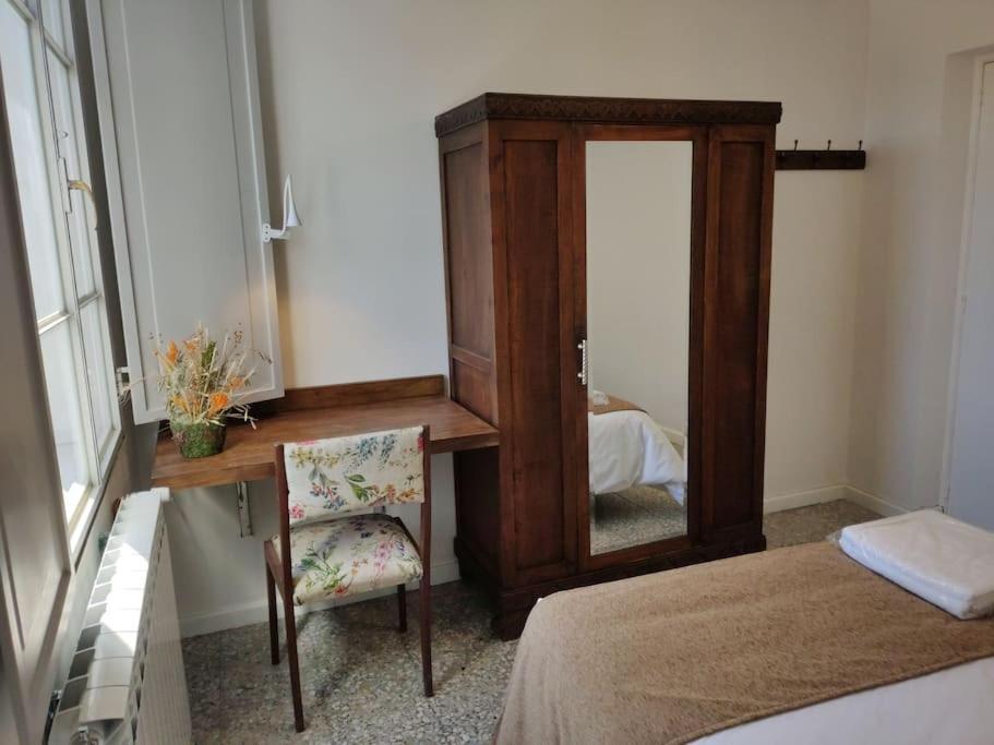 Casa Carmina: Casa Para Pequenos Grupos En El Corazon De Galicia O Irixo Exteriör bild
