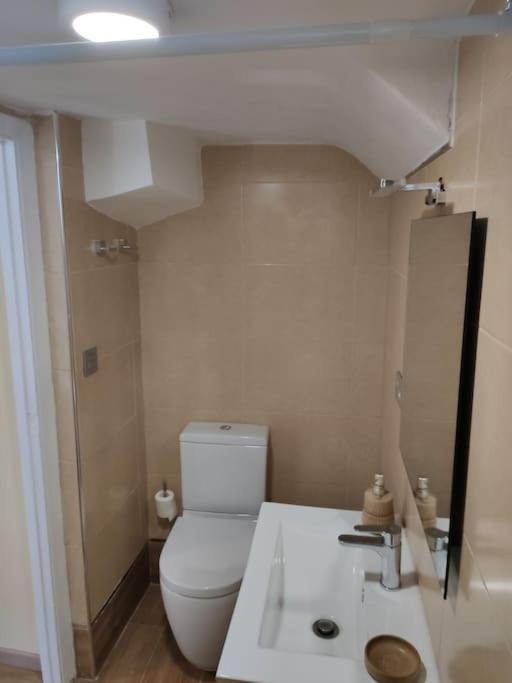 Casa Carmina: Casa Para Pequenos Grupos En El Corazon De Galicia O Irixo Exteriör bild
